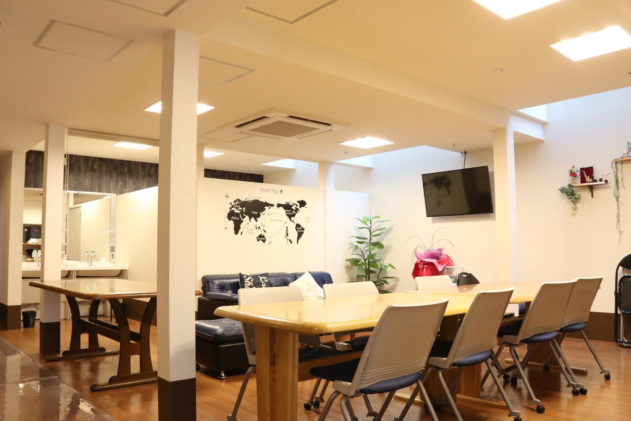 Tokiyo Hostel Тоёнака Экстерьер фото
